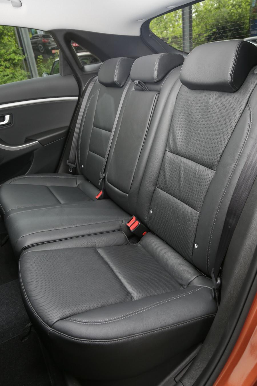  Hyundai i30 5-Door 2015 года  (фото 29 из 29)
